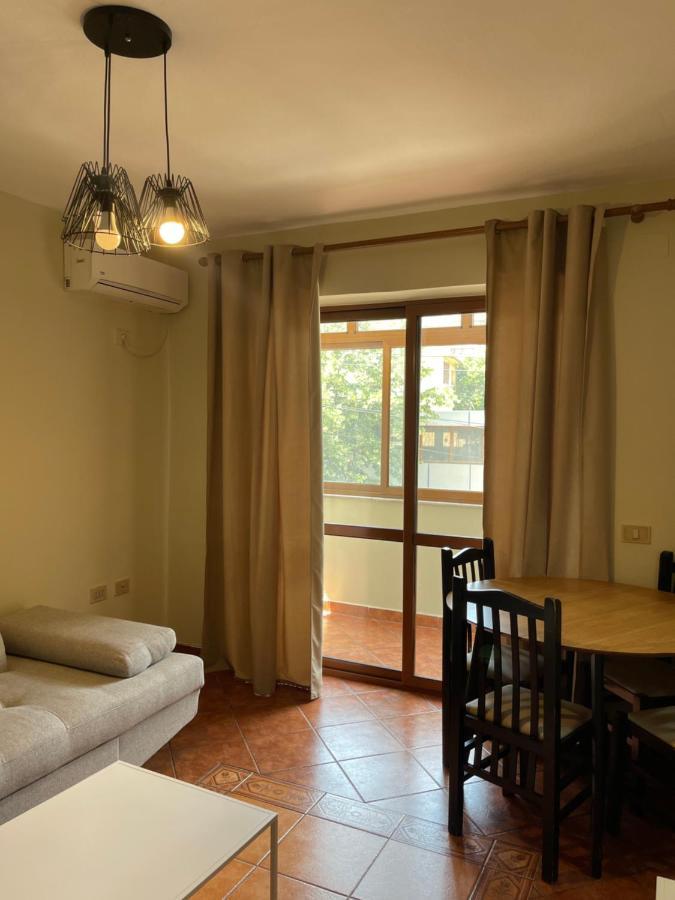 Citycentreflat Tiranë Luaran gambar